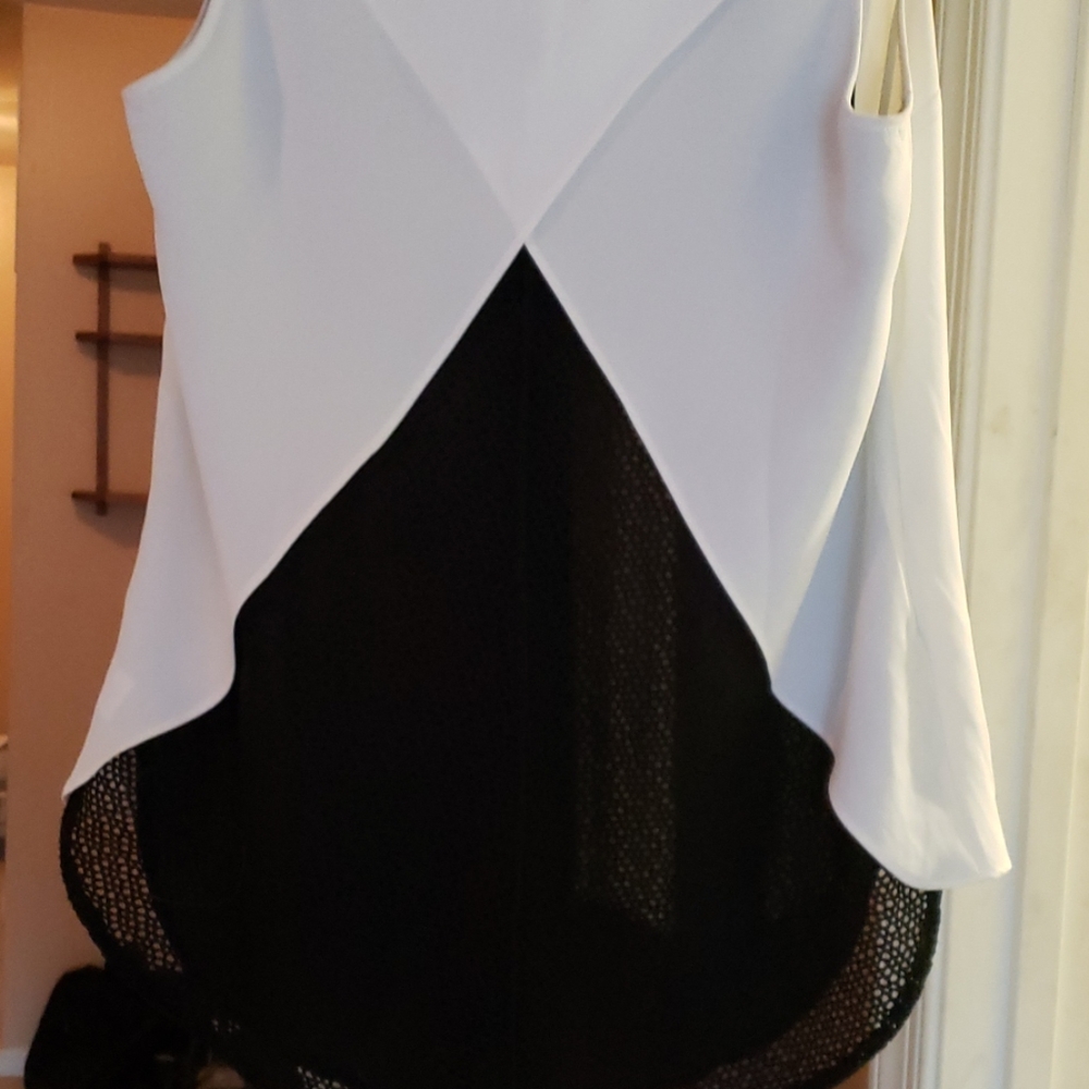 Suit - Picture 3 of 4